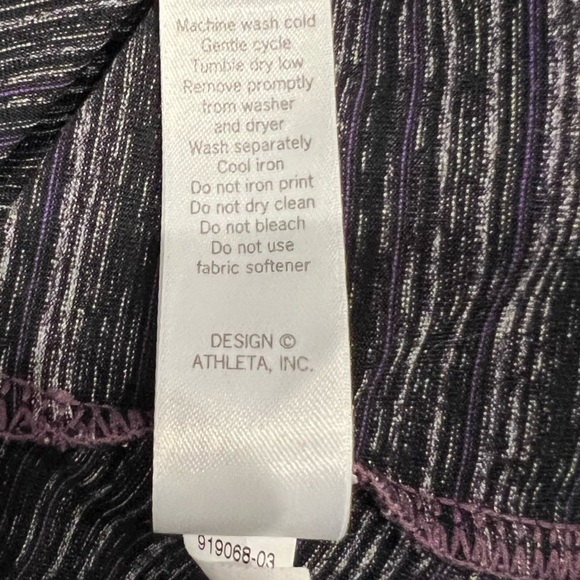 Athleta Tank with shelf bra - Picture 13 of 13